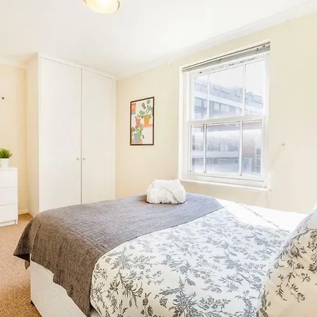 Comfortable And Central * Bristol