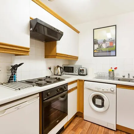 Comfortable And Central Apartment